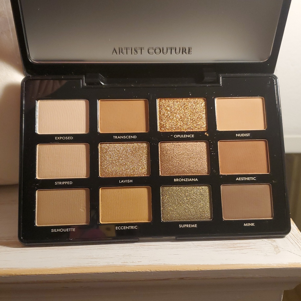 Neutral & Gold Eyeshadow Palette - Multi-Shade Women Makeup